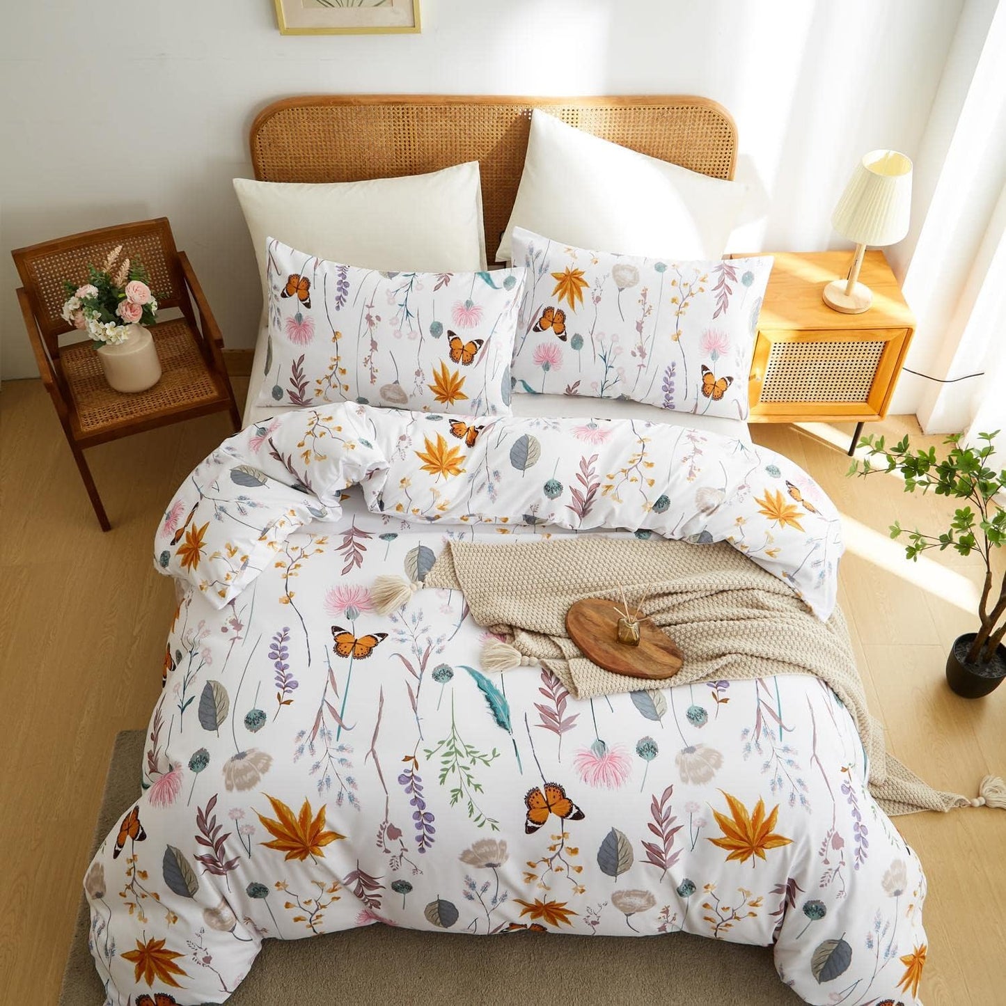 JOLUSERE 3 Piece Duvet Cover Sets King Soft Breathable Washed Microfiber Boho Floral Butterfly Duvet Cover, White