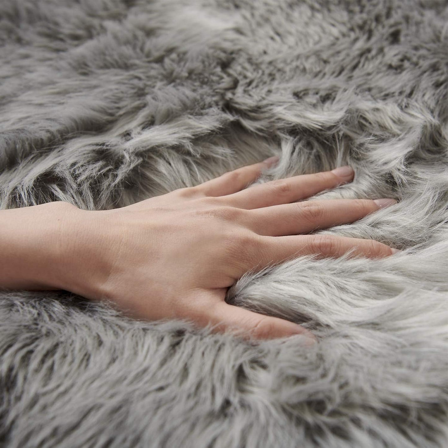 JOLUSERE Luxury Ultra Soft Faux Fur Area Rugs,3'x5'Fuzzy Faux Fur Rugs for Living Room Bedroom,Gray