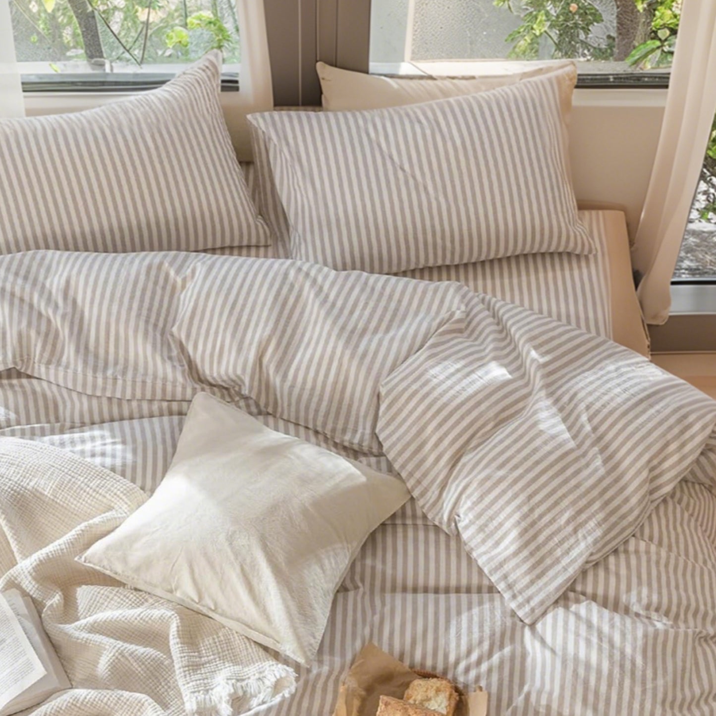JOLUSERE 100% Organic Cotton Striped Duvet Cover Queen Set, 3-Piece Linen Like Textured Breathable Bedding Cover(Beige& White Classic Stripes)
