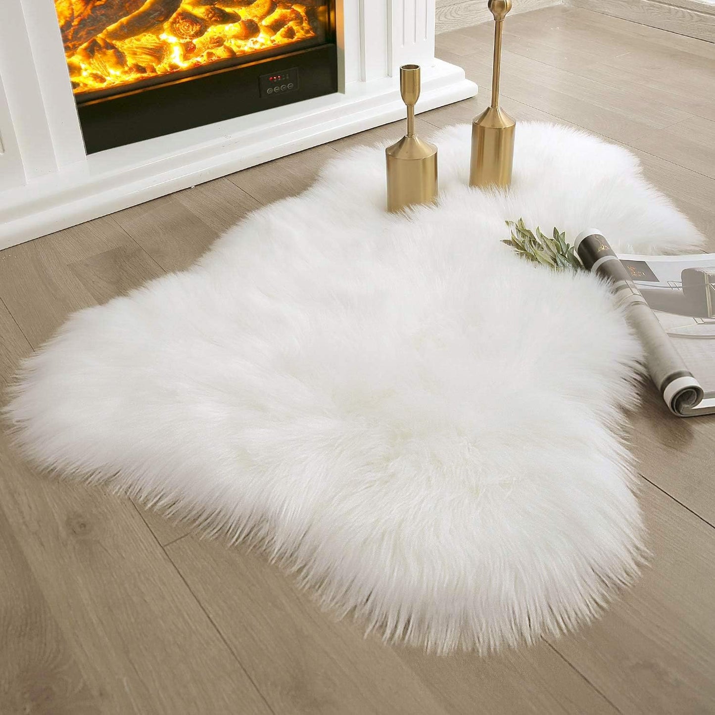 JOLUSERE Luxury Ultra Soft Faux Fur Area Rugs,2'x3'Fur Chair Cover Seat Pad Small Fuzzy Fur Rugs, White