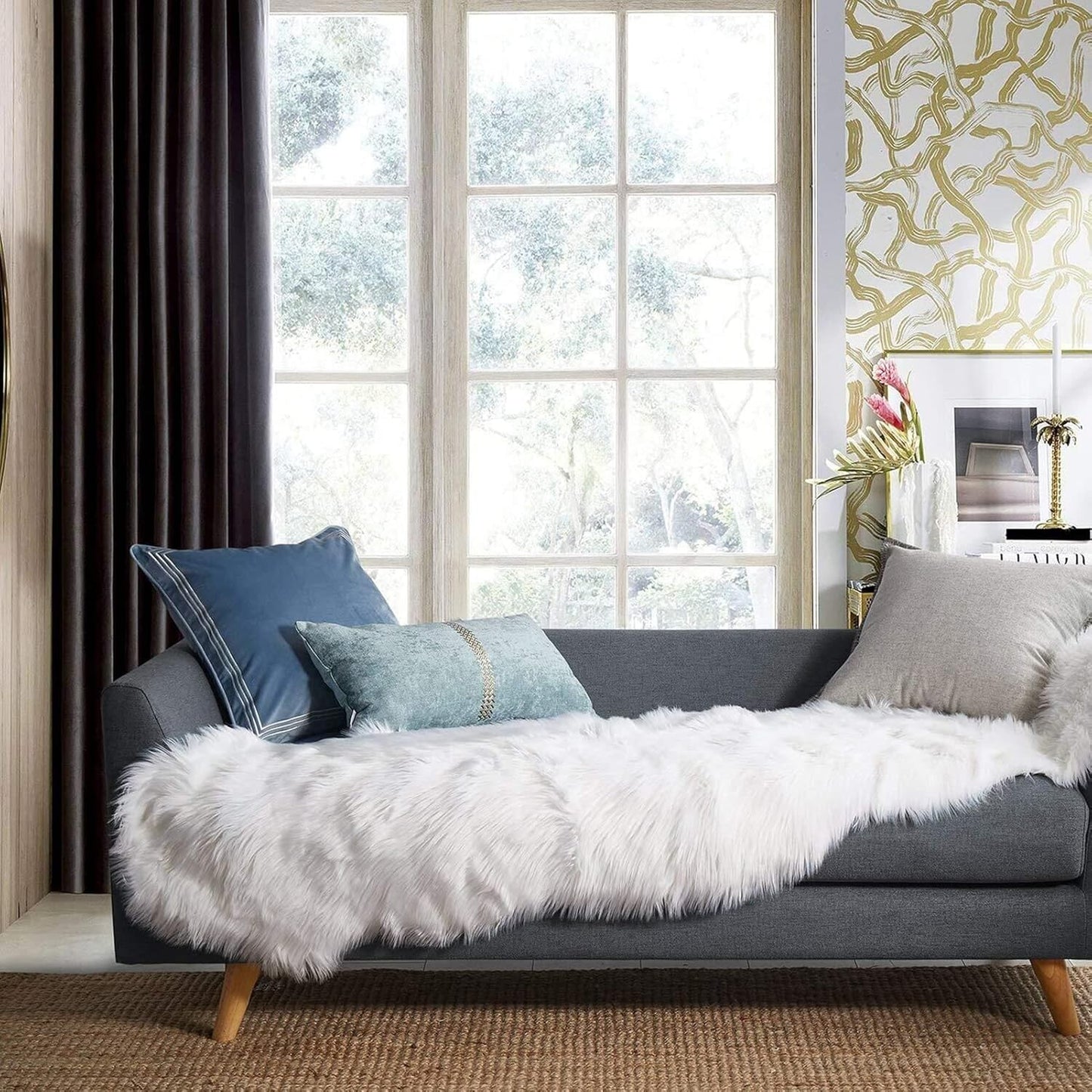 JOLUSERE Luxury Ultra Soft Faux Fur Area Rugs,3'x5'Fuzzy Faux Fur Rugs for Living Room Bedroom, White
