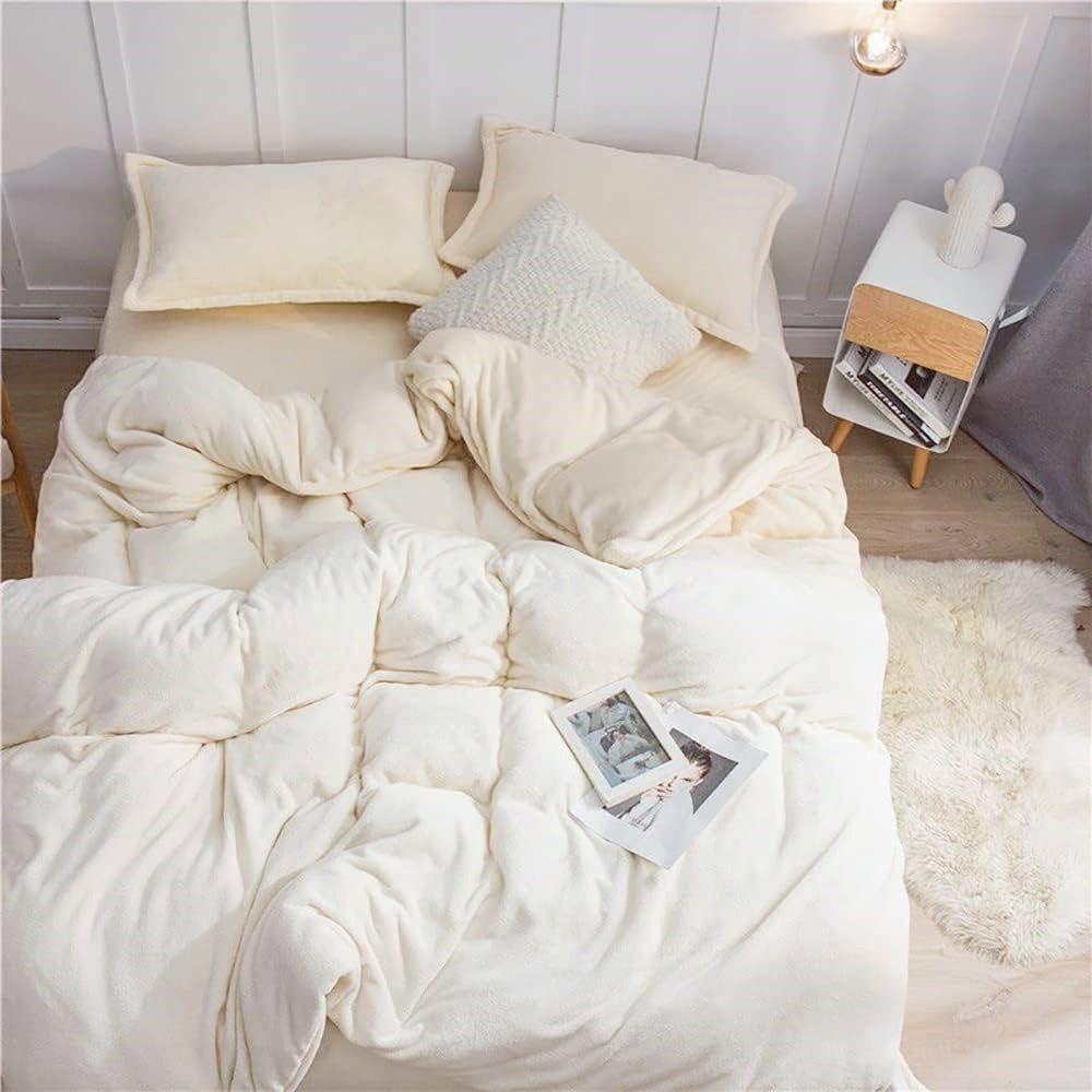 JOLUSERE Cream White Velvet Duvet Cover King Set, 3-Piece Ultra Soft Fluffy Flannel Winter Bedding Cover