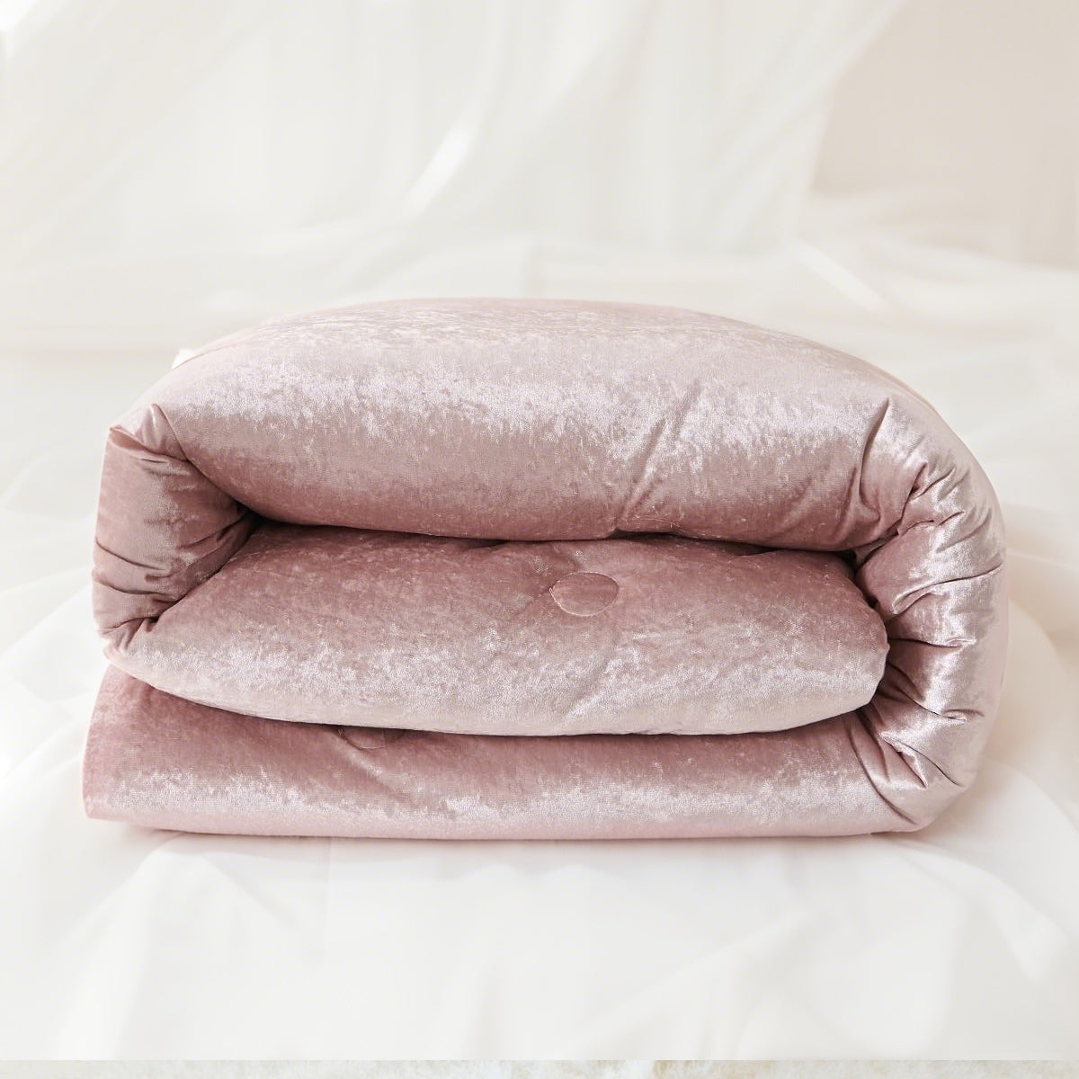 JOLUSERE Cozy Velvet Comforter King Set，Luxury 3-Piece Winter Fluffy Shiny Flannel Warm Reversible Comforter Set, Shiny Pink